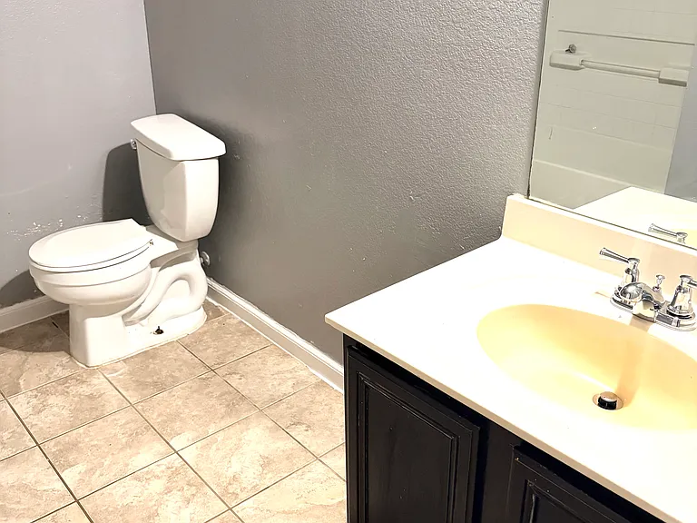 1813 Lynnwood Hills Dr — Photo 16