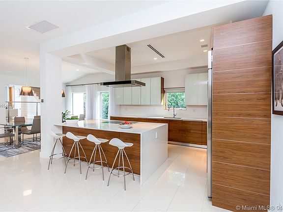 5th image of 450 E Di Lido Dr
