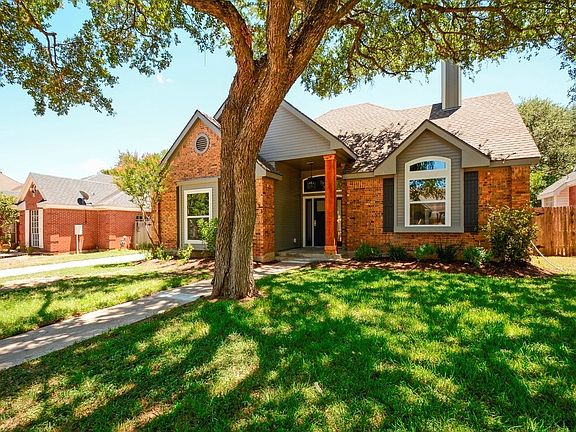 2nd image of 3033 Sesbania Dr