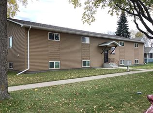 713 12th Ave, Brookings, SD 57006