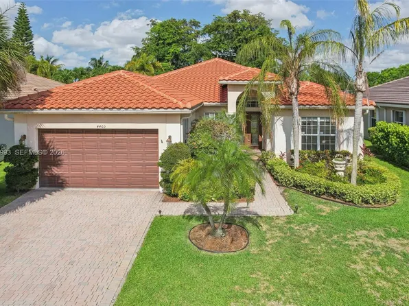 4460 Mariners Cove Dr, Wellington, FL 33449