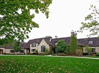 1550 Appleby Rd, Inverness, IL 60067