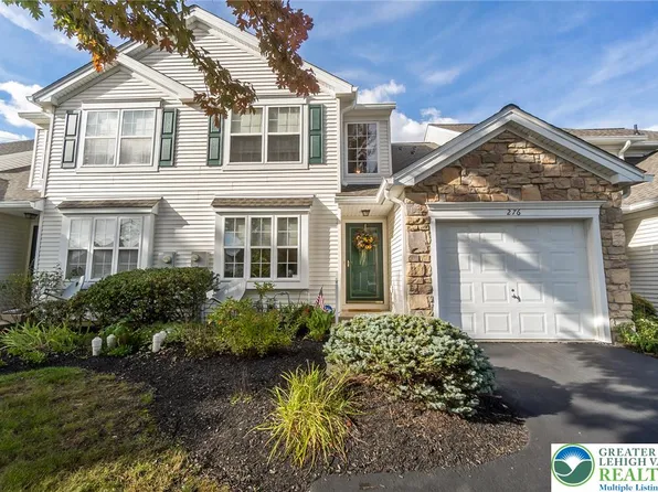 276 Park Ridge Dr, Easton, PA 18040