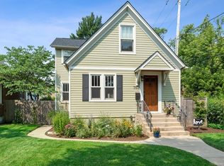 750 Florence Ave, Evanston, IL 60202