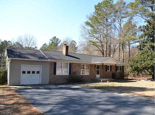 859 Longtown Rd, Lugoff, SC 29078