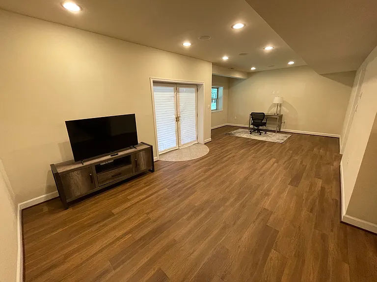2706 Hillsdale Rd — Photo 40