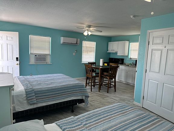 3rd image of 4102 Seagull Blvd #4