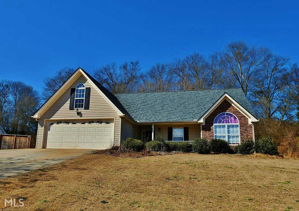 1st image of 251 Cedar Hollow Dr