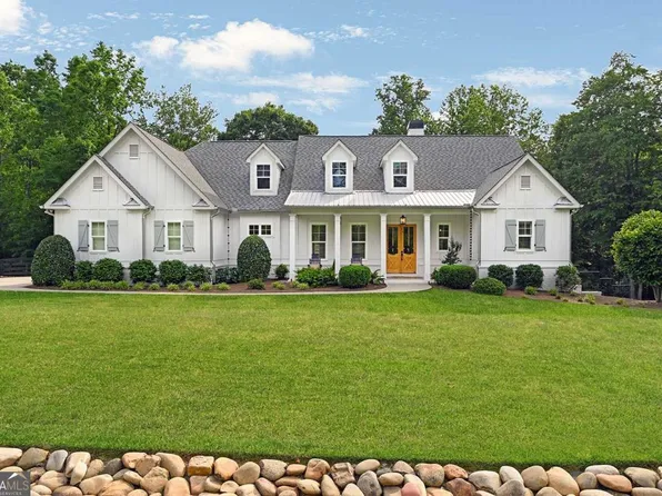 221 Goss Ln, Ball Ground, GA 30107