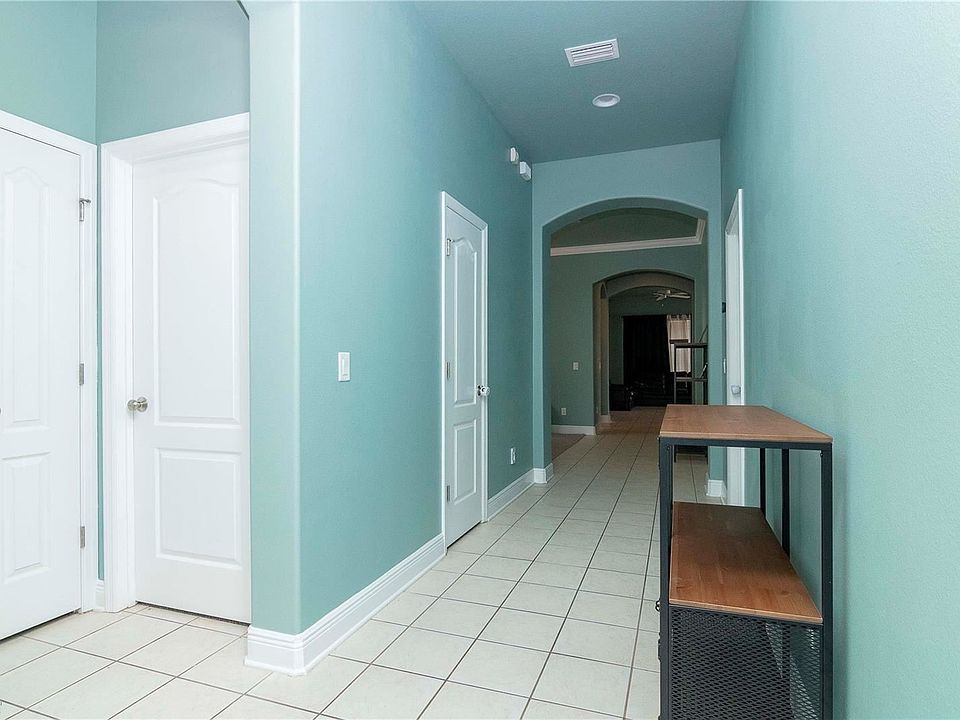 1st image of 7967R Camden Woods Dr