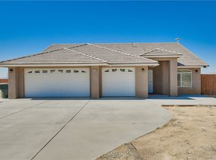 22110 Lupine Rd, Apple Valley, CA 92308