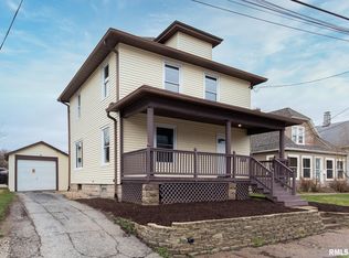 1611 28th Ave, Moline, IL 61265