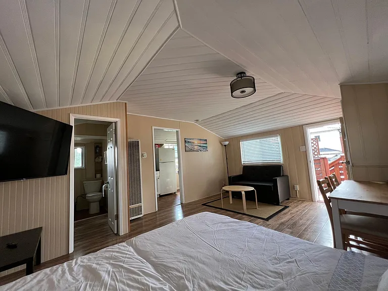 2690 Daisy Ave #1/2 — Photo 6