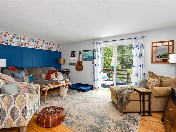 3rd image of 23 Country Village Way Unit 23