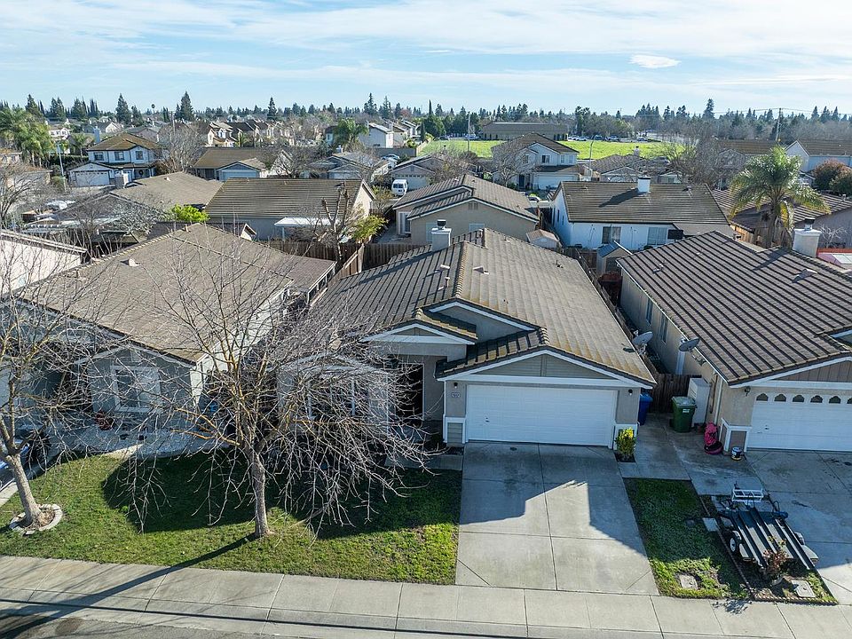 1st image of 2012 Spring Ln