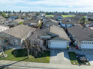 2012 Spring Ln, Modesto, CA 95356