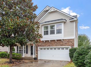 105 Boatdock Dr, Holly Springs, NC 27540