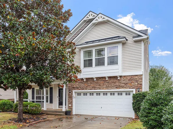 105 Boatdock Dr, Holly Springs, NC 27540