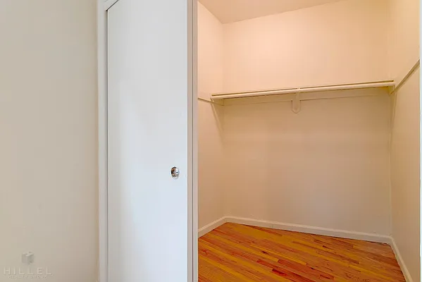 Rented by Hillel Realty Group | media 23