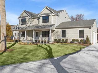 2 Tuthills Ln, Jamesport, NY 11947