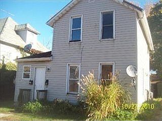 1st image of 221 S Saint Clair St