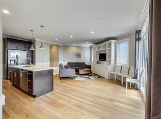 3134 N Kedzie Ave, Chicago, IL 60618