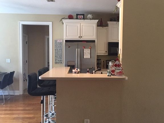 5th image of 106 Salt Lick Ln