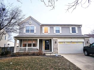 1693 Grantham Ln, Aurora, IL 60503