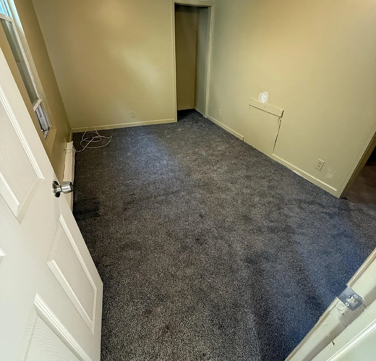 1 bed, 1.0 bath, $995 — Photo 4
