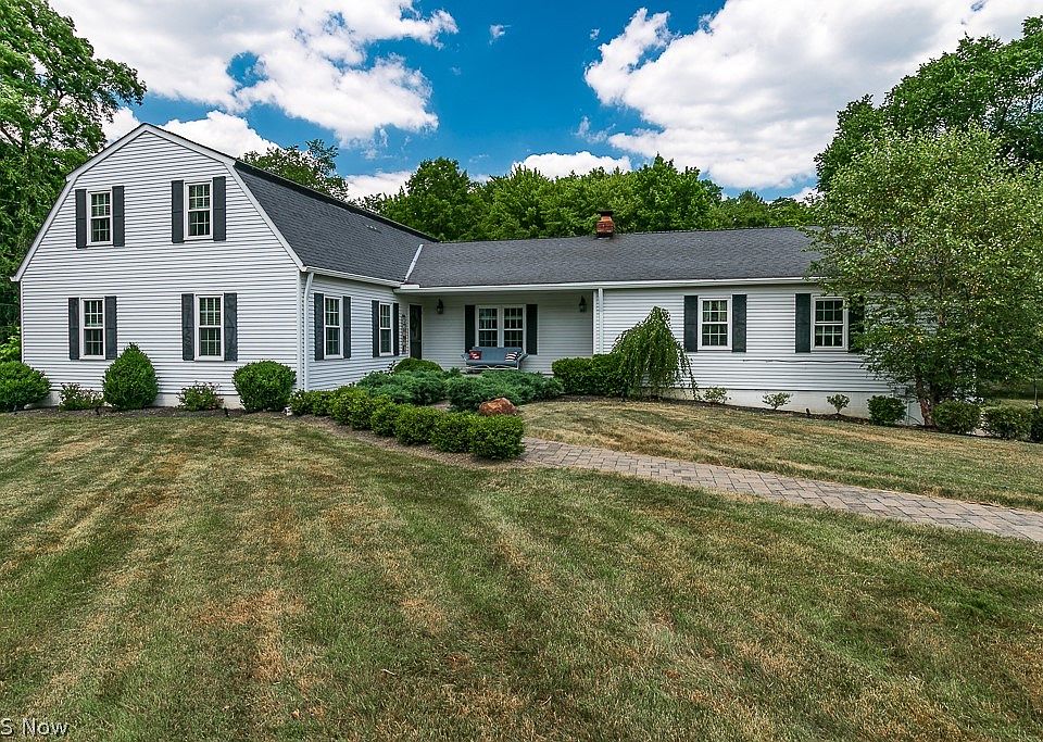 7686 Puddingstone Dr, Chesterland, OH 44026 Zillow