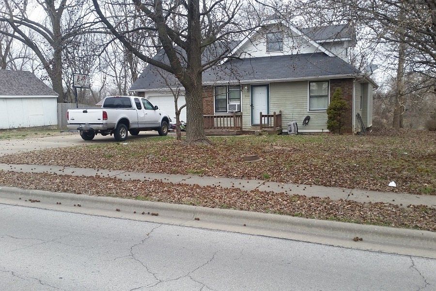303 E Miller Rd, Republic, MO 65738 Zillow