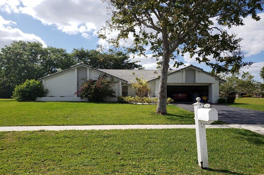 21813 Reflection Ln, Boca Raton, FL 33428 Zillow