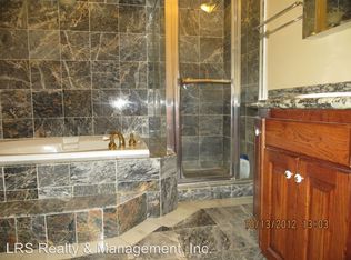 10045 Hillview Ave, Chatsworth, CA 91311