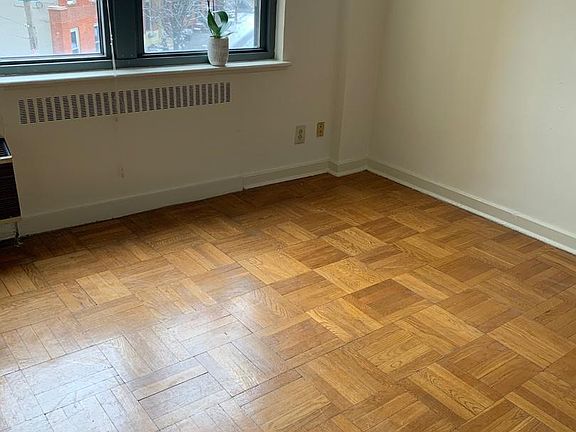 4th image of 2601 Pennsylvania Ave APT 243