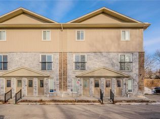 122 Courtland Ave E #11, Kitchener, ON N2G0B8