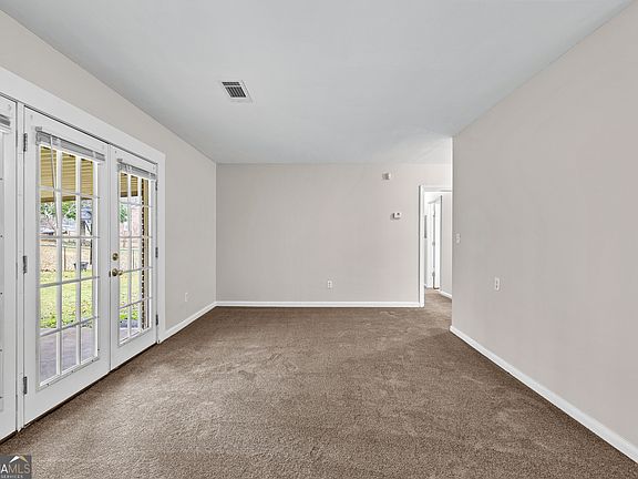 5th image of 257 Fayetteville Rd