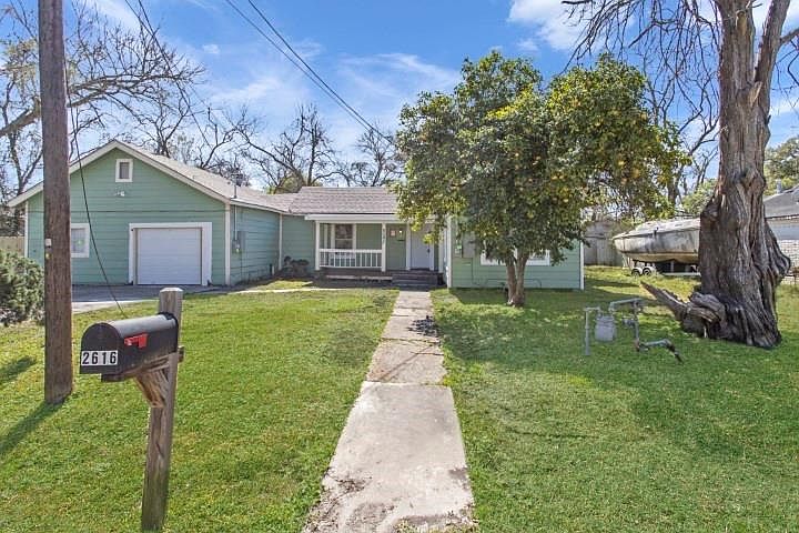 1st image of 2616 46th St