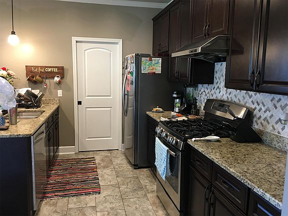 5th image of 114 Dawson Ln