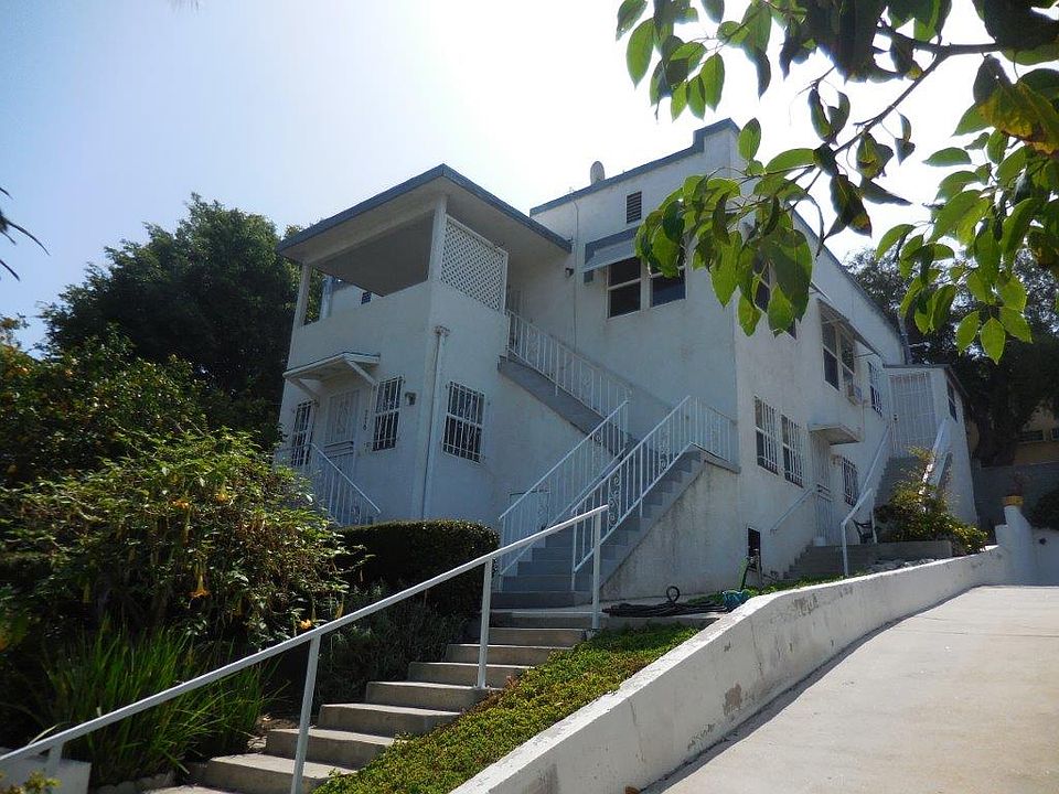 2nd image of 776 -780 Hyperion Ave