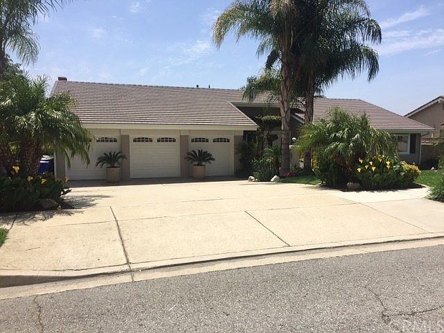 1st image of 9325 Apricot Ave