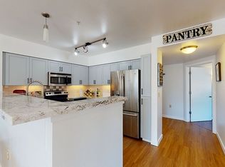 827 Hiawatha Pl S APT 514, Seattle, WA 98144