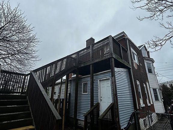 2nd image of 133 Liberty St Floor 2