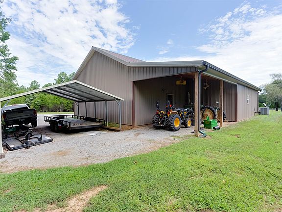 4th image of 155 Osteen Ln
