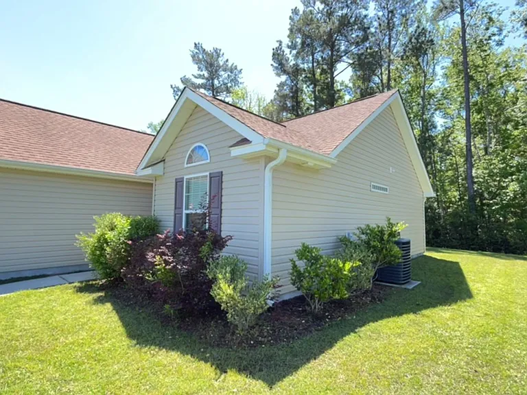 169 Woodland Park Loop — Photo 3