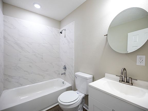 4008-HARVARD-bathroom_12032024