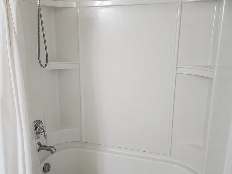 628 Jacobsen Cir — Photo 18