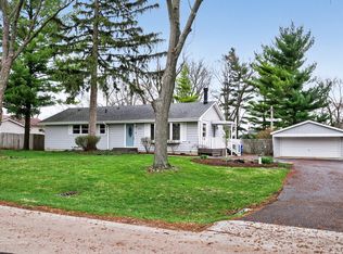 270 S Ott Ave, Glen Ellyn, IL 60137