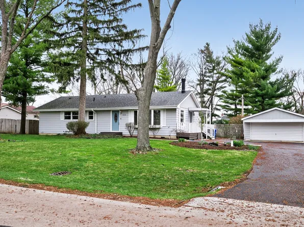 270 S Ott Ave, Glen Ellyn, IL 60137