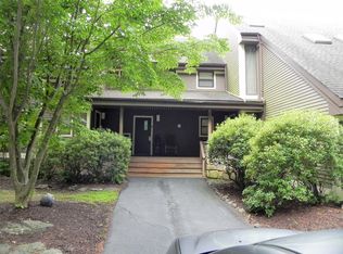 41 Sky View Dr UNIT D, East Stroudsburg, PA 18302