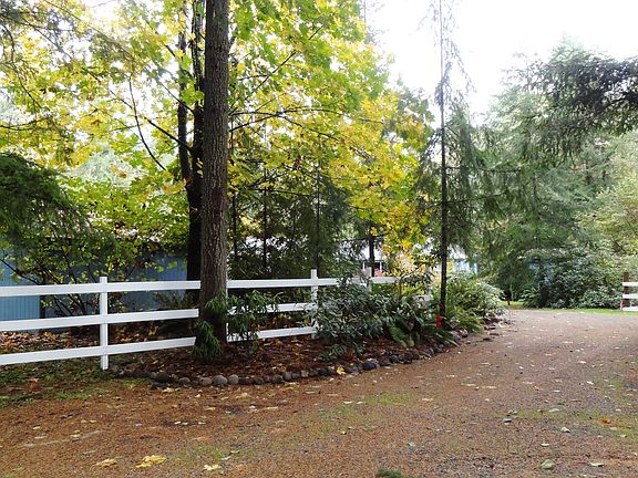 2nd image of 4212 Whispering Firs Ln NE